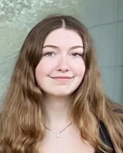 Mia Comeau