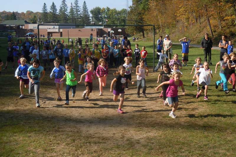 9th Annual Timber Wolf Run At LOLPS