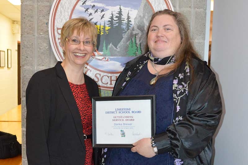 Danka Brewer Receives LDSB Outstanding Service Award