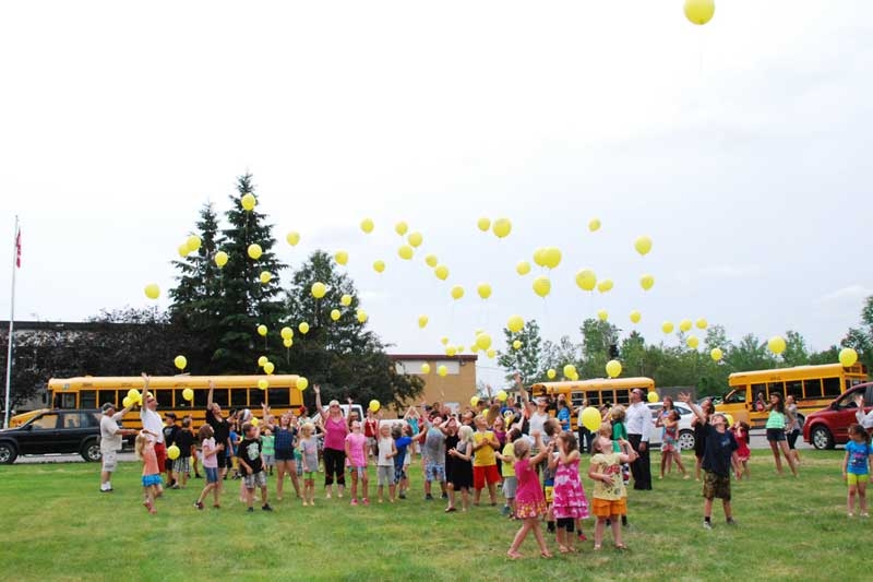 Fitting Send Off For Hinchinbrooke PS