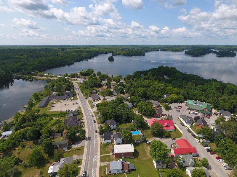 Sharbot Lake Streetscape, Public Spaces and Tourism Community Design Workshop