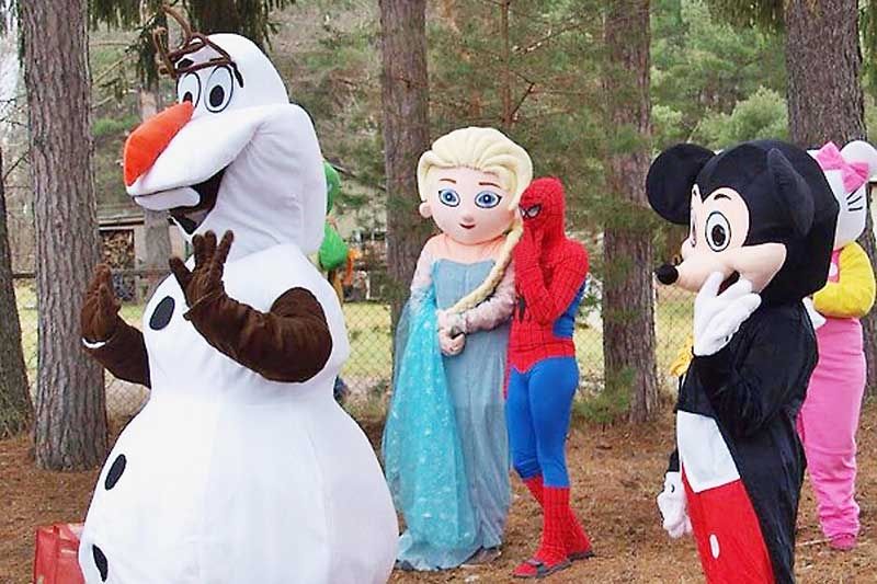 Come Skate with Olaf & Elsa