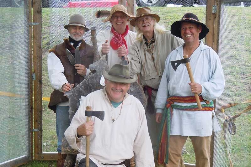 Champion tomahawk thrower sparks new trend