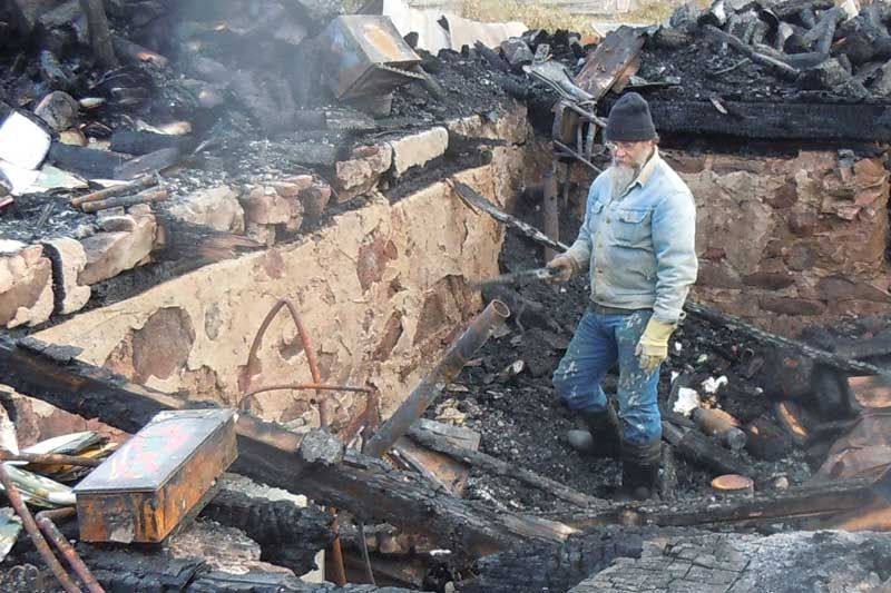Lightening strike levels home on Buck Bay Road