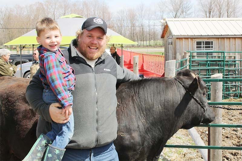 Frontenac Cattlemen show off their superior breeding