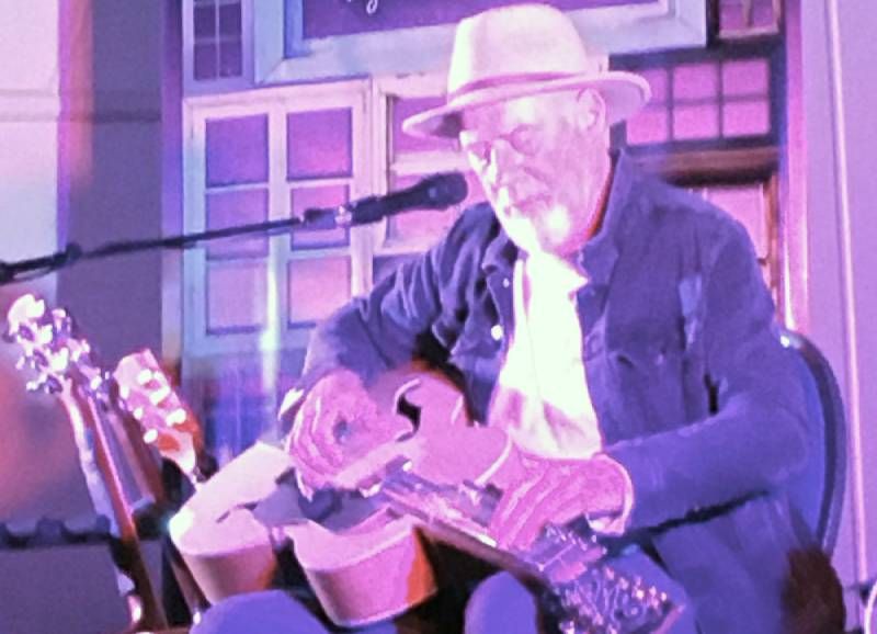 Harry Manx at Small Halls in Sydenham