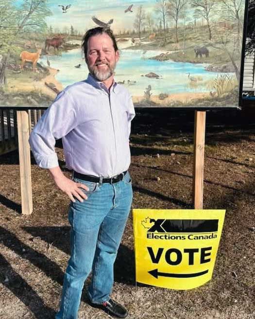 Liberals Gain in Lanark Frontenac, but Scott Reid Rolls to Victory