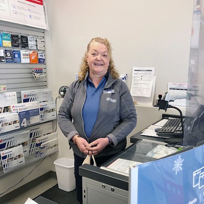 Julie Colgrave Retires Fron Inverary Post Office