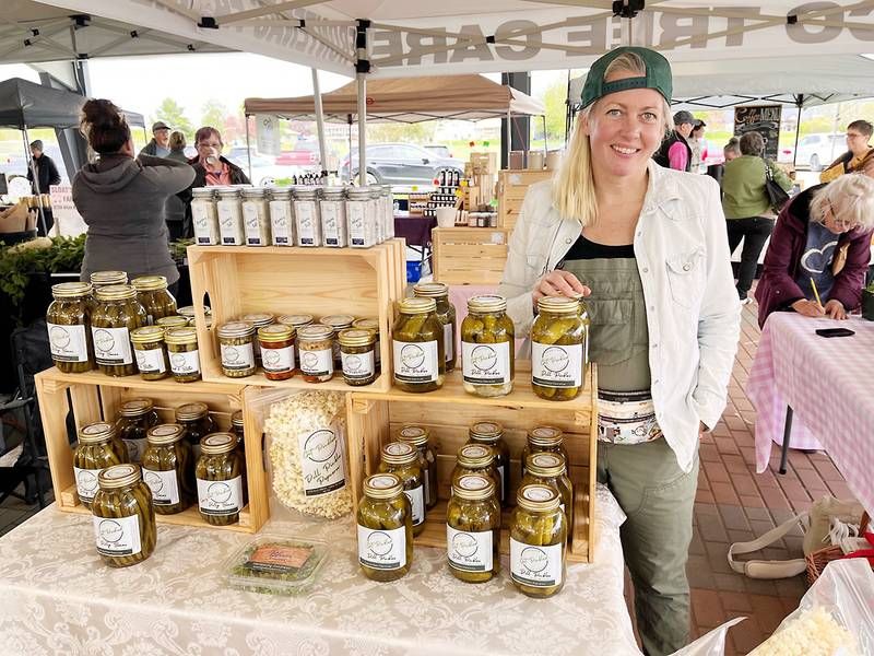 Farmer’s Market Takes Over Centennial Park