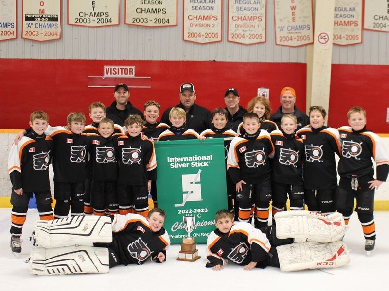 Frontenac Flyers U11 Rep Won the Silver Stick Regionals in Pembroke