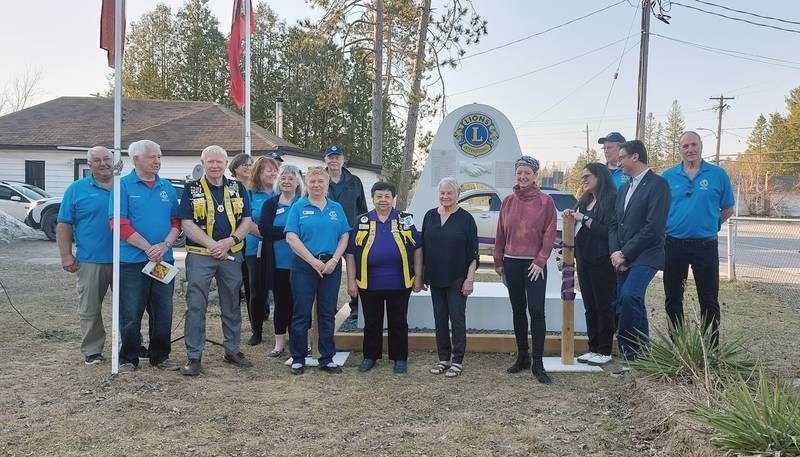 Lions Celebrate Friendship Arch Dedication