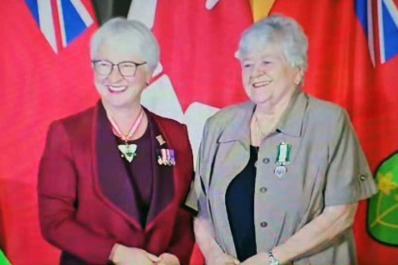 Lois Emond wins volunteerism award for dedication to Foodbank