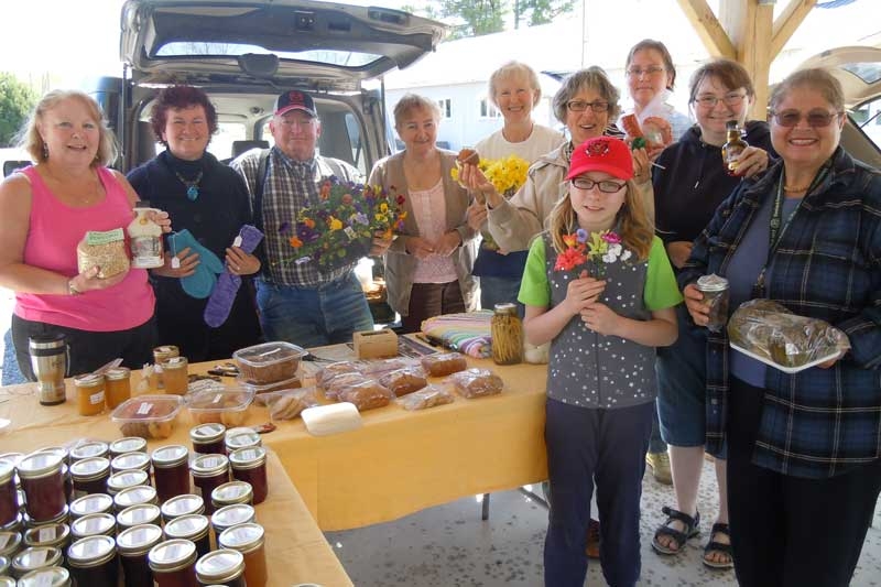 Frontenac Farmers Market Moves Outdoors For The Season