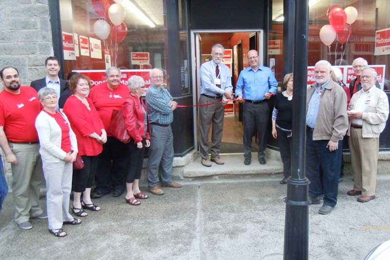 Liberal candidate Bill MacDonald opens campaign headquarters in Perth