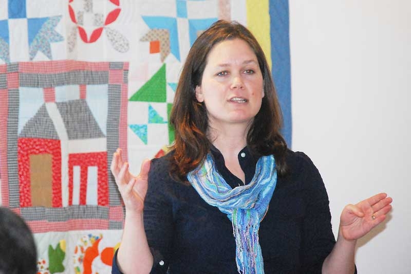 Money Talk Draws A Crowd