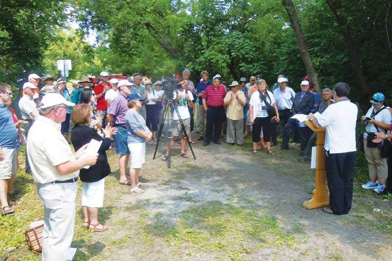 Ribbons, cake and wagon rides at Trail opening in Verona