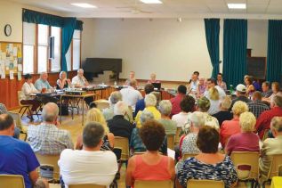 Ardenites came out in numbers to see what Council is up to, and to share a tasty meal followed by homemade desserts, including creme puffs and lemon chiffon pie.