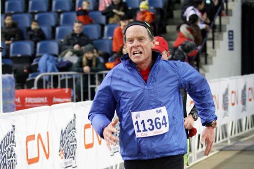 Ken Hook sprinting to the finish in Hamilton