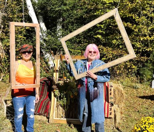 Left Angela Deline, Right Jean Brown - Photo by Brent Fehr