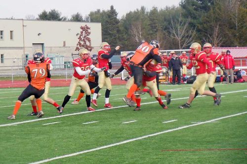 Sydenhams quarterback Dylan Fisher played a stellar game at their EOSSAA championship 19/14 win over the Almonte Thunderbolts at CaraCo field in Kingston on November 14.  